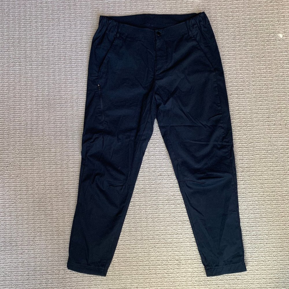 NWOT lululemon Classic Men's Black Pants - Size 34